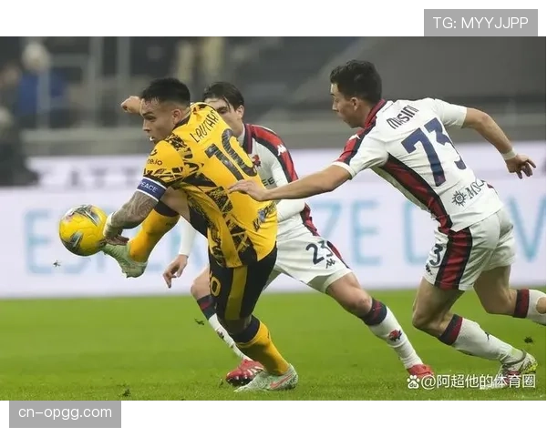 特写:博洛尼亚门将斯科鲁普斯基神扑化解劳塔罗点球 特写:博洛尼亚门将斯科鲁普斯基神扑化解劳塔罗点球